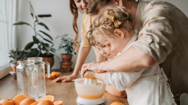  5 Cara Bangun Bonding Kuat dengan Anak Sejak Dini