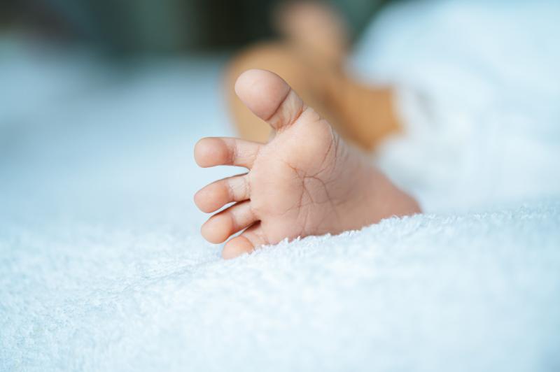 Bayi Mengalami Kelelahan Pasca Perjalanan Mudik: Apakah Pijatan Diperbolehkan?